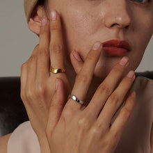 Load image into Gallery viewer, WAVE GOLD RING | 18K PLATED
