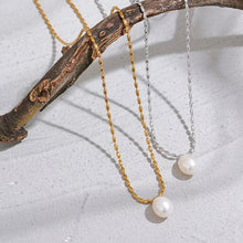 Load image into Gallery viewer, JOSEPHINE - PEARL NECKLACE / 18K PLATED
