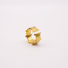 Load image into Gallery viewer, IRREGULAR OPENING GOLD RING | 18K PLATED
