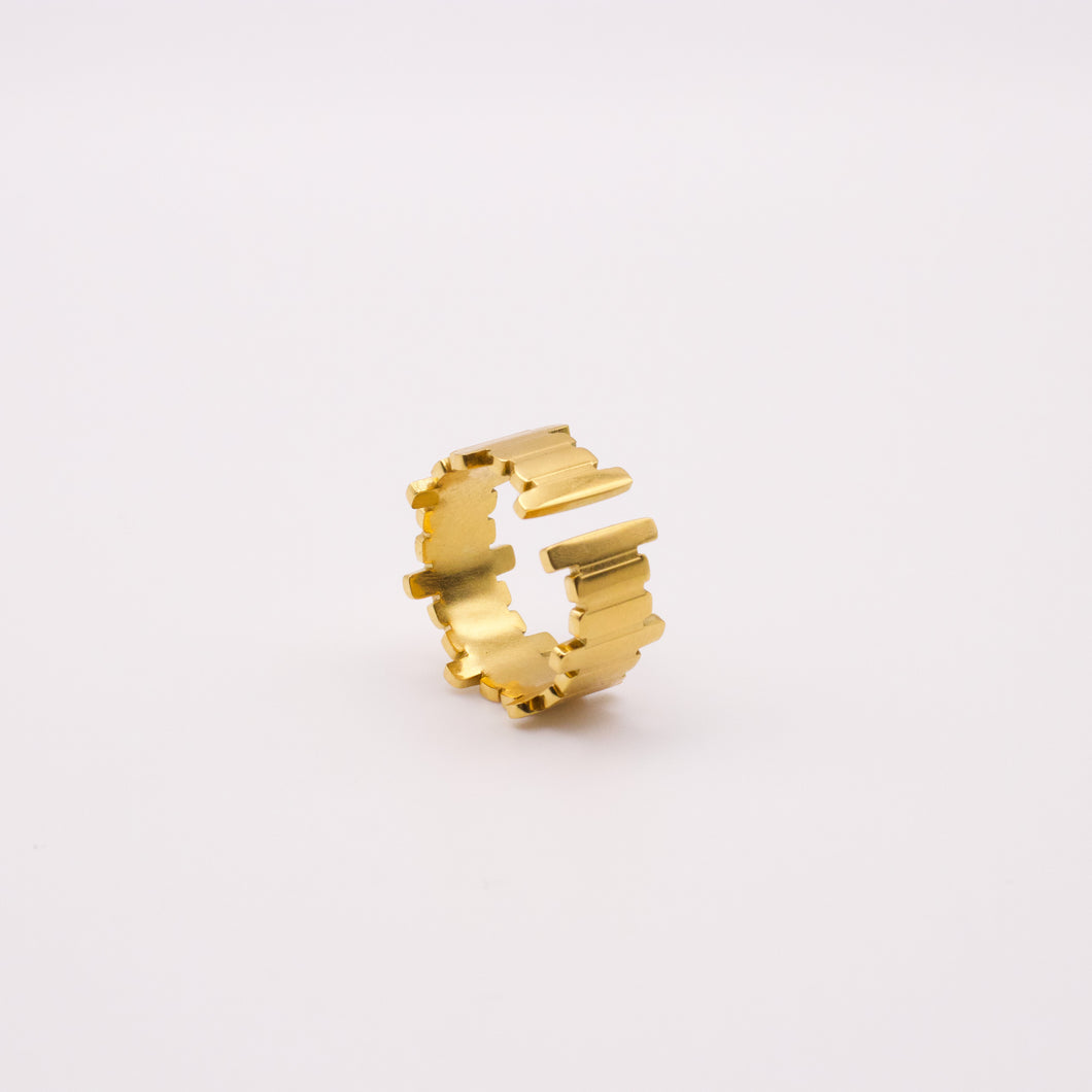 IRREGULAR OPENING GOLD RING | 18K PLATED