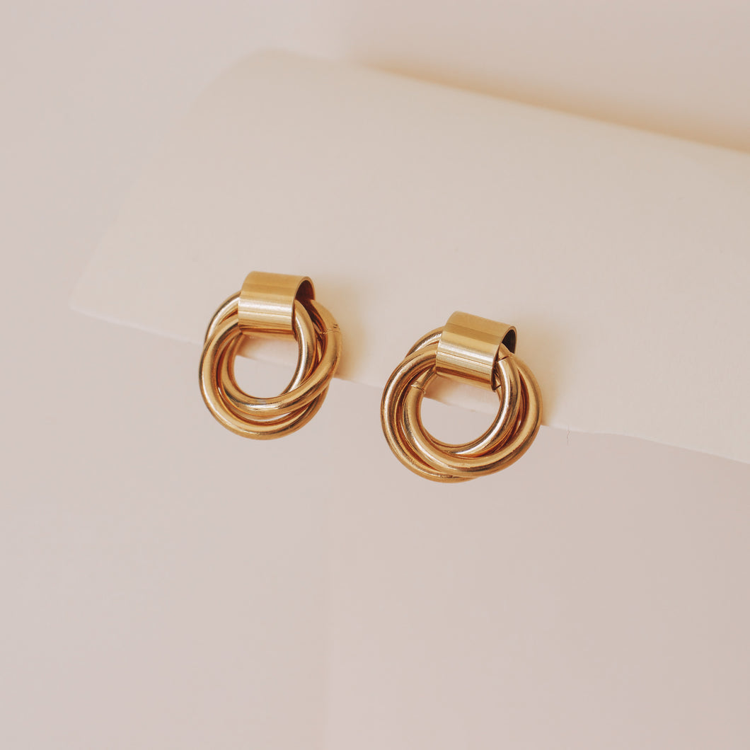 GOLD CIRCLE STUD EARRINGS  | 18K GOLD PLATED
